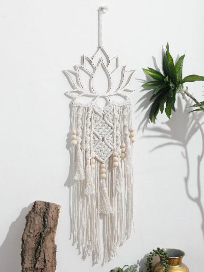 Macramé mural Fleur de Lotus – décoration murale zen avec motif lotus tissé main