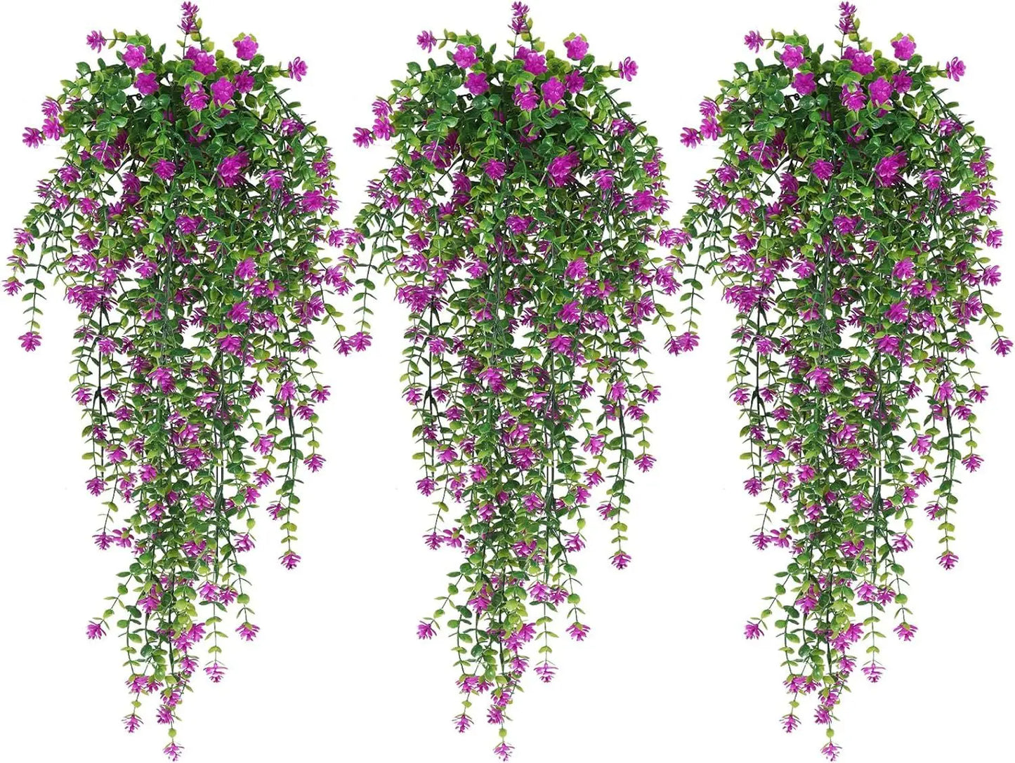Trois Plantes artificielles tombantes-Cascade Bohème aux feuilles vertes luxuriantes et aux fleurs violettes et roses vibrantes créent un décor végétal luxuriant, magnifiquement présenté sur un fond blanc.