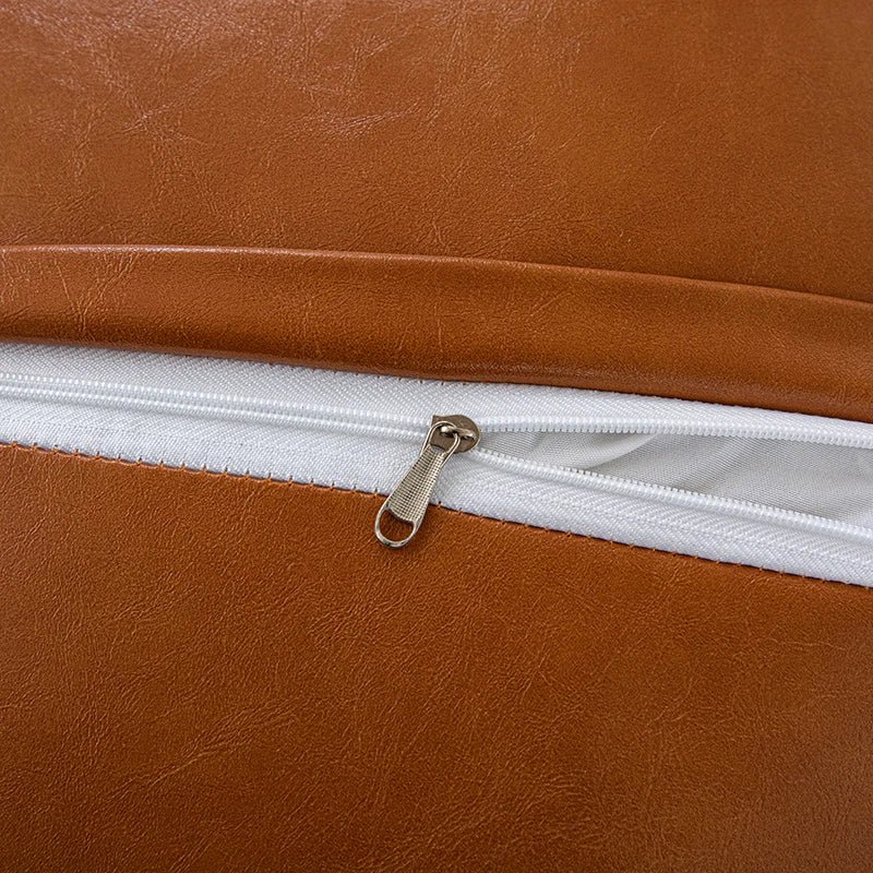 "Coussin marron cuir synthétique fermeture éclair discrète qualité"