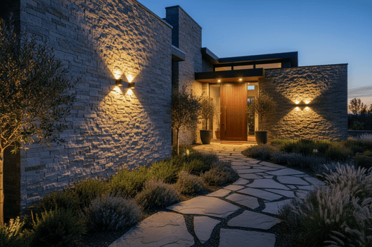 Lampe solaire extérieur : sécurité, économies et esthétique pour votre façade et vos espaces extérieurs - Mafrenesiedecoration