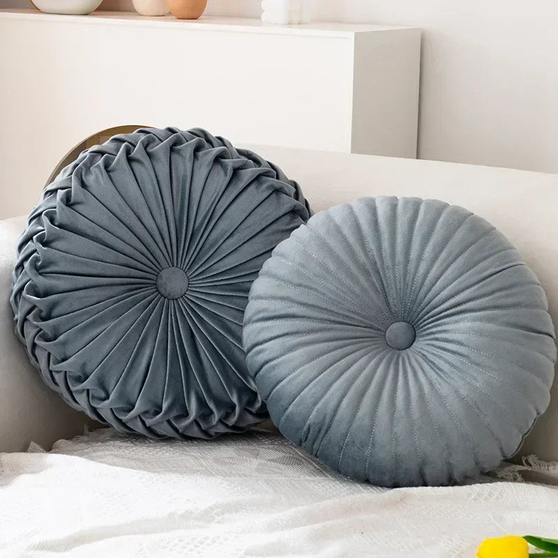 Coussin canapé rond décoratif velours plissé, vue latérale montrant l'épaisseur 13cm