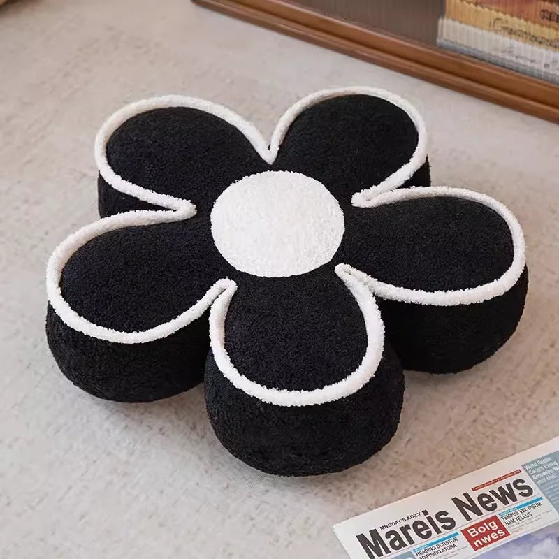 Coussin de sol fleur noir, ambiance chambre moderne