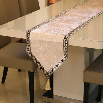 Chemin de table noir velours 32x180cm table dîner contemporain