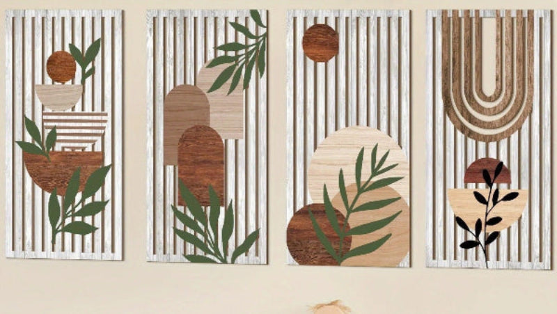 Quatre decorations bois murale abstraites avec motifs géométriques et feuilles vertes.