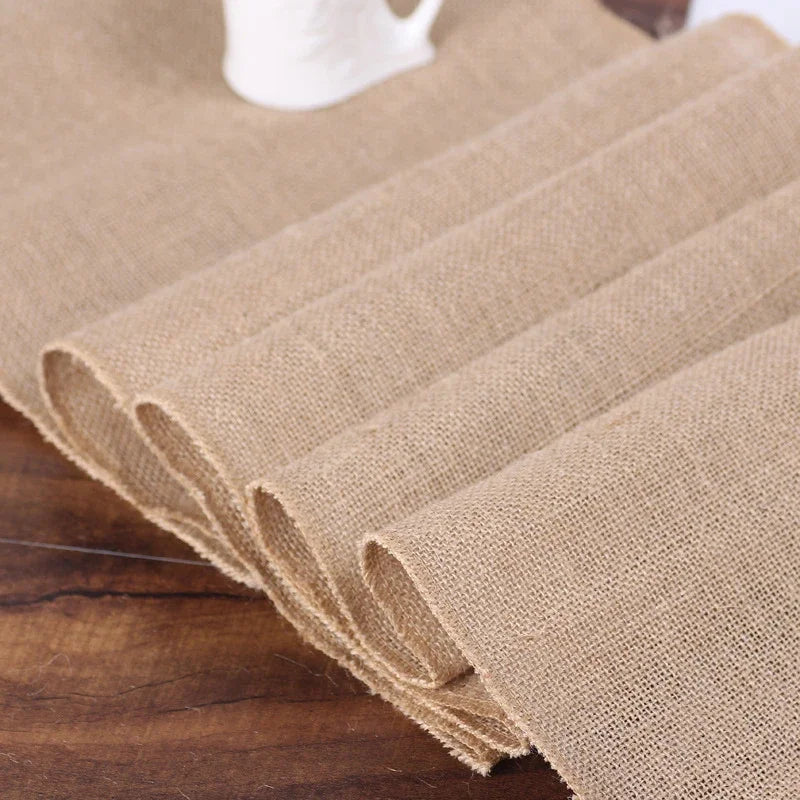 Chemin de table toile de jute naturel ambiance champêtre mariage