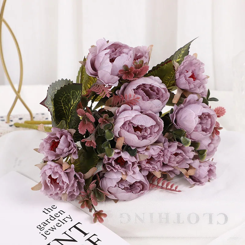 Pivoine artificielle violette en soie pour décoration de salon