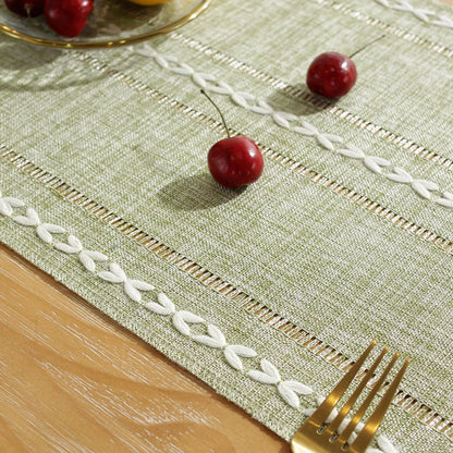 Chemin de table vert sauge style champetre bohème mariage