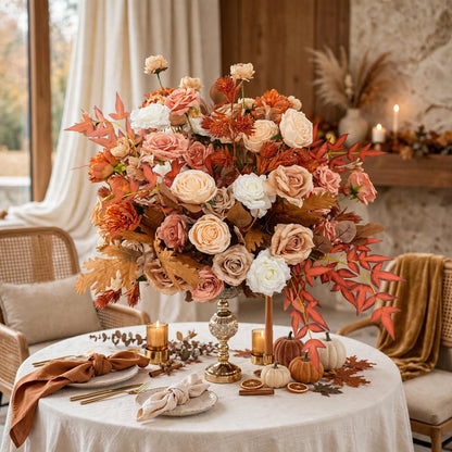 Boule de fleurs artificielles terracotta en situation, décoration d'automne