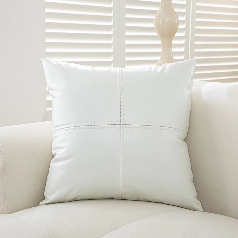 "Coussin décoratif blanc cuir synthétique patchwork 50x50cm pour canapé salon"