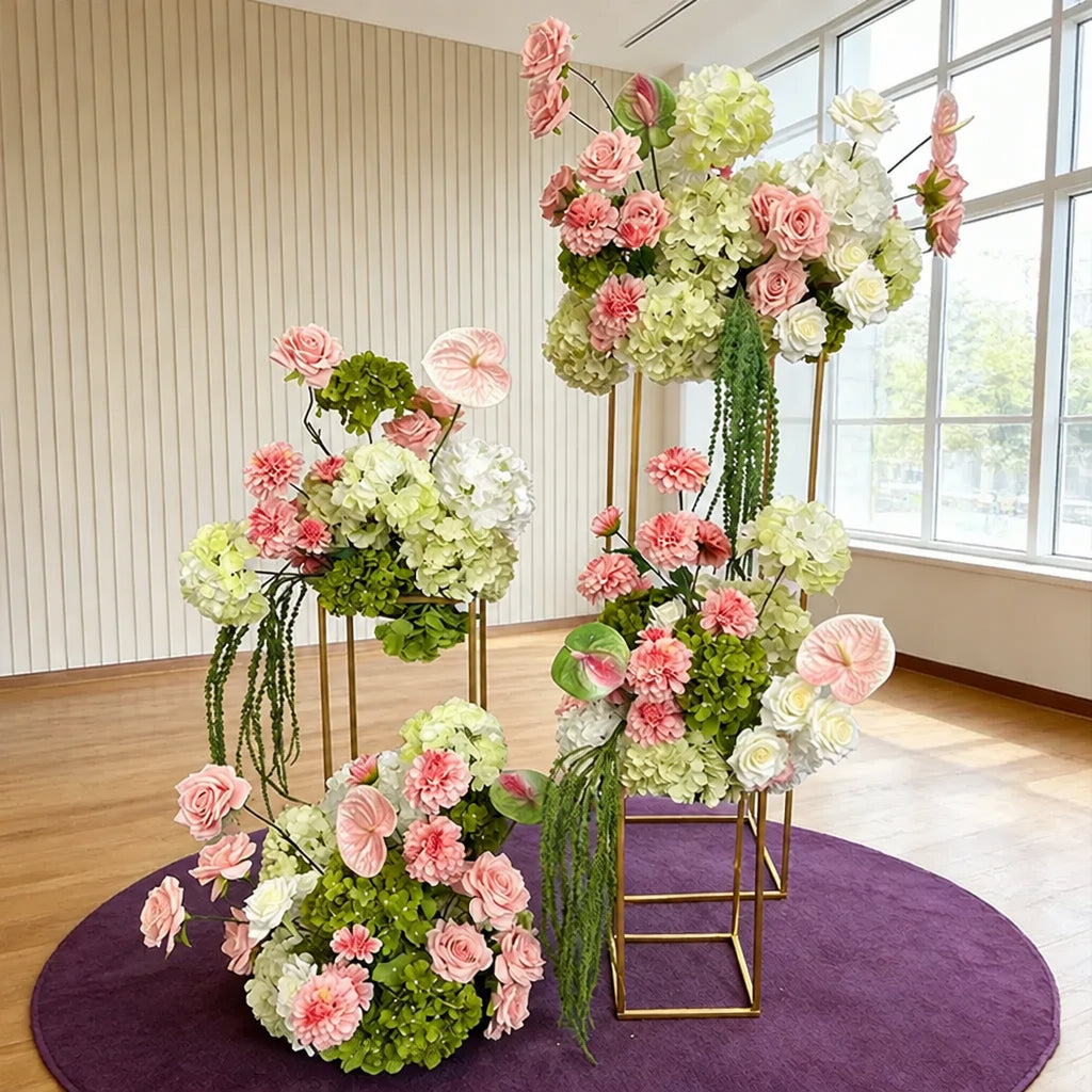 Composition florale artificielle, vue du volume et de la densité des fleurs