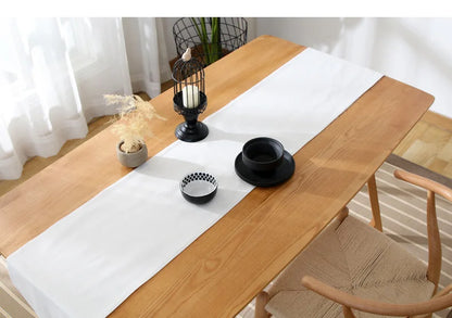 Chemin de table noir style japonais wabi-sabi décoration intérieure