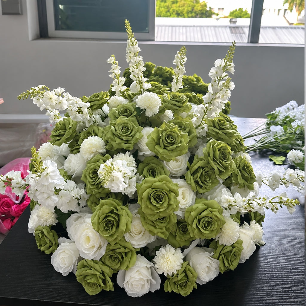 Boule de fleurs artificielles vert et blanc, roses vert sauge, décoration de table