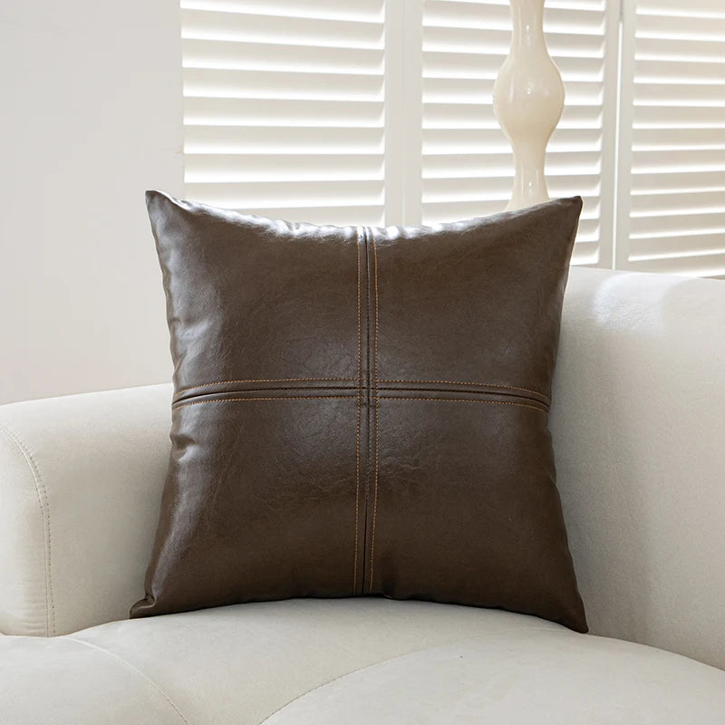 "Coussin décoratif chocolat cuir synthétique patchwork 50x50cm pour canapé"