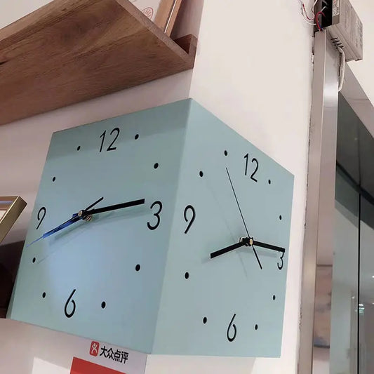 Horloge murale double face Mafrenesiedecoration pour coin, silencieuse, créative, design simple pour salon.