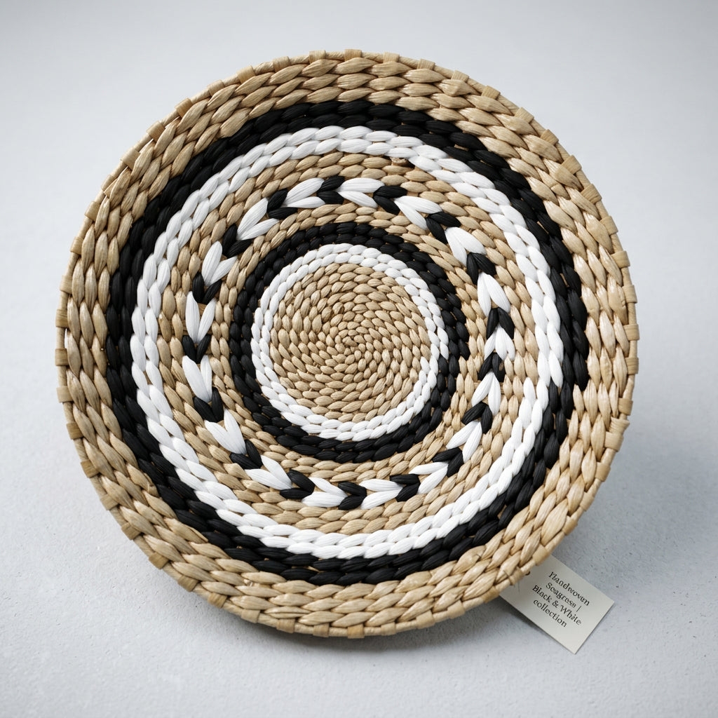 Disque mural tressé, cercles noir et blanc et chevrons, centre naturel
