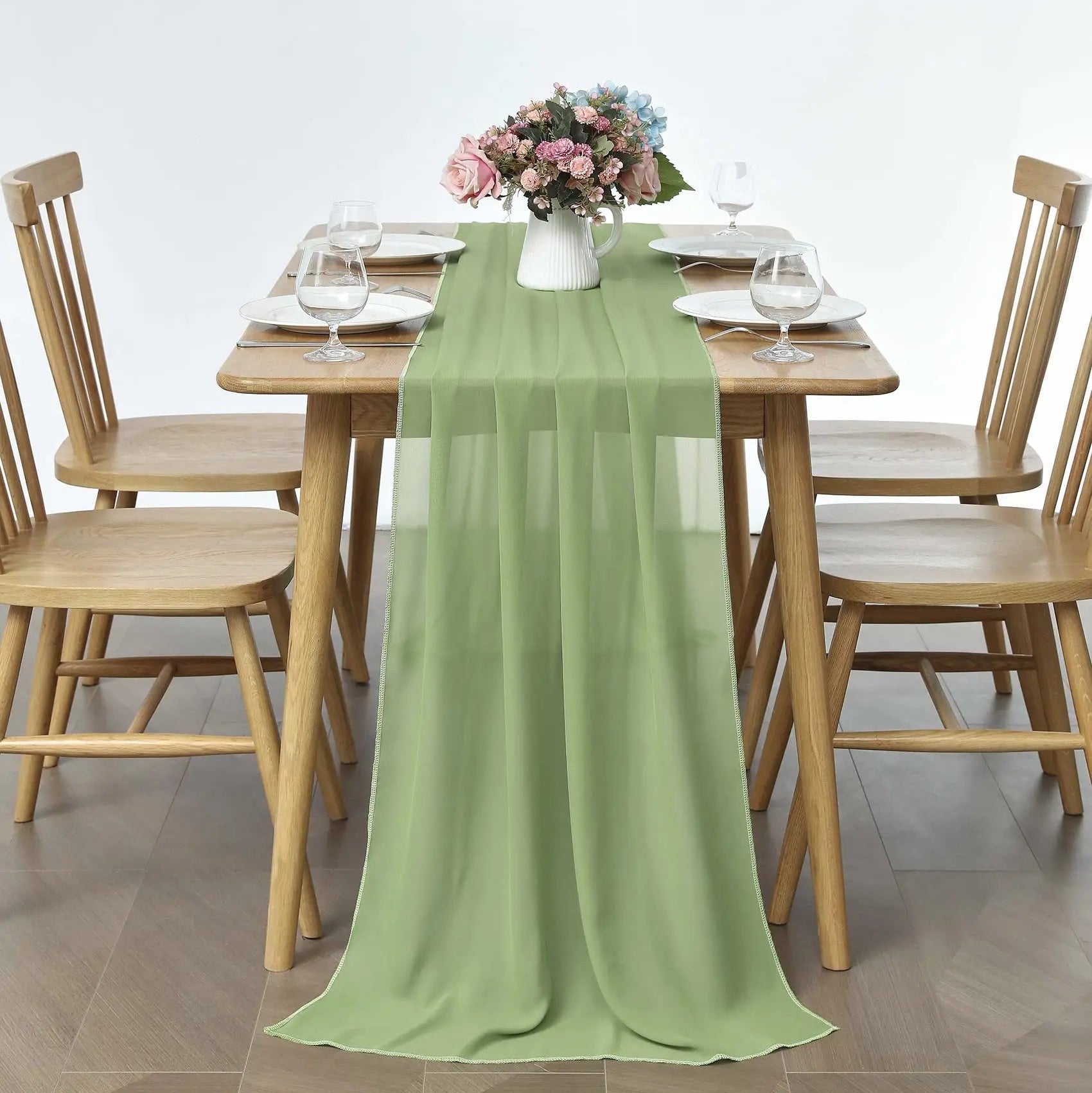 Chemin de table vert sauge chiffon ambiance bohème naturelle bougies