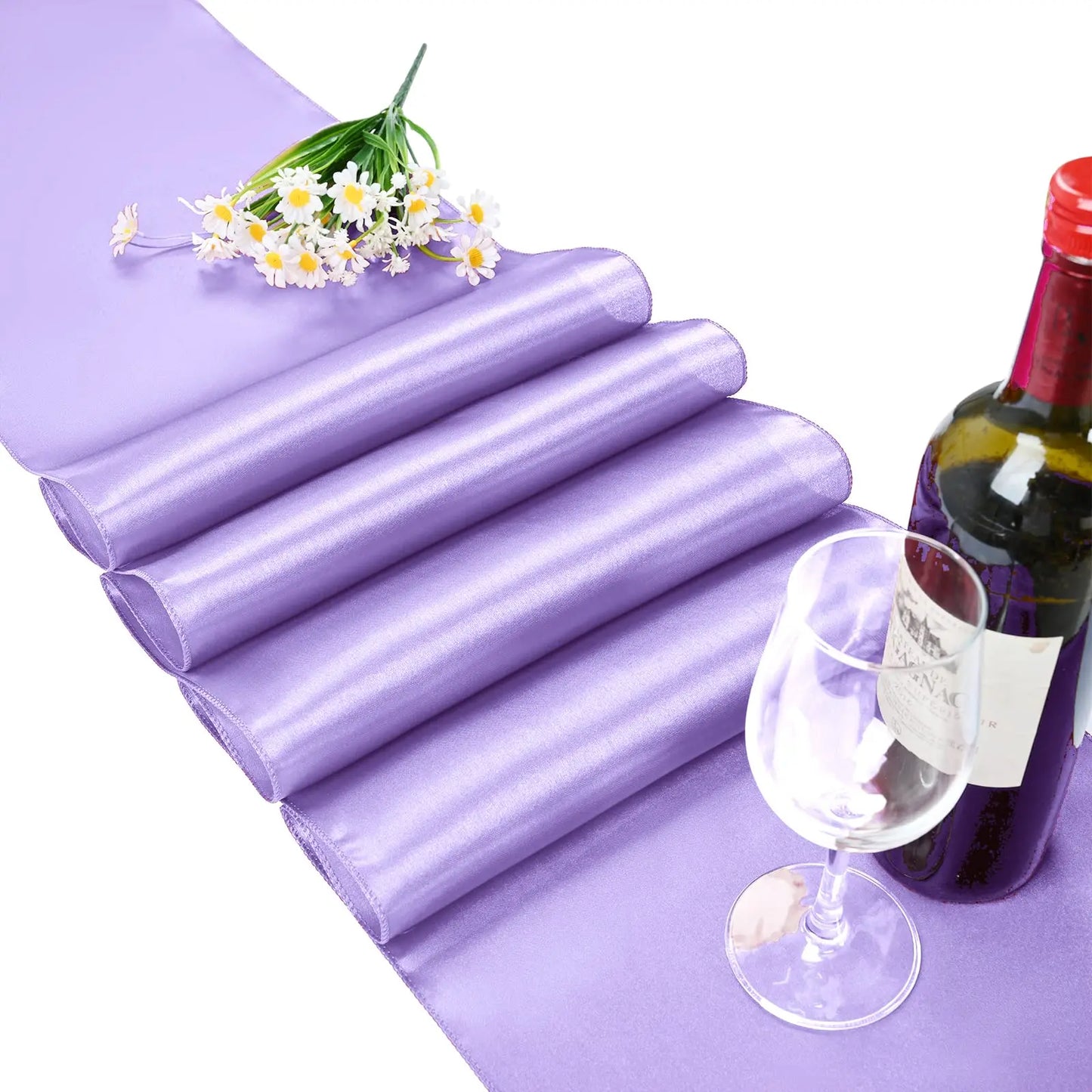 Chemin de table en satin doré pour mariage et fêtes, 20 couleurs disponibles, présenté par Mafrenesiedecoration.