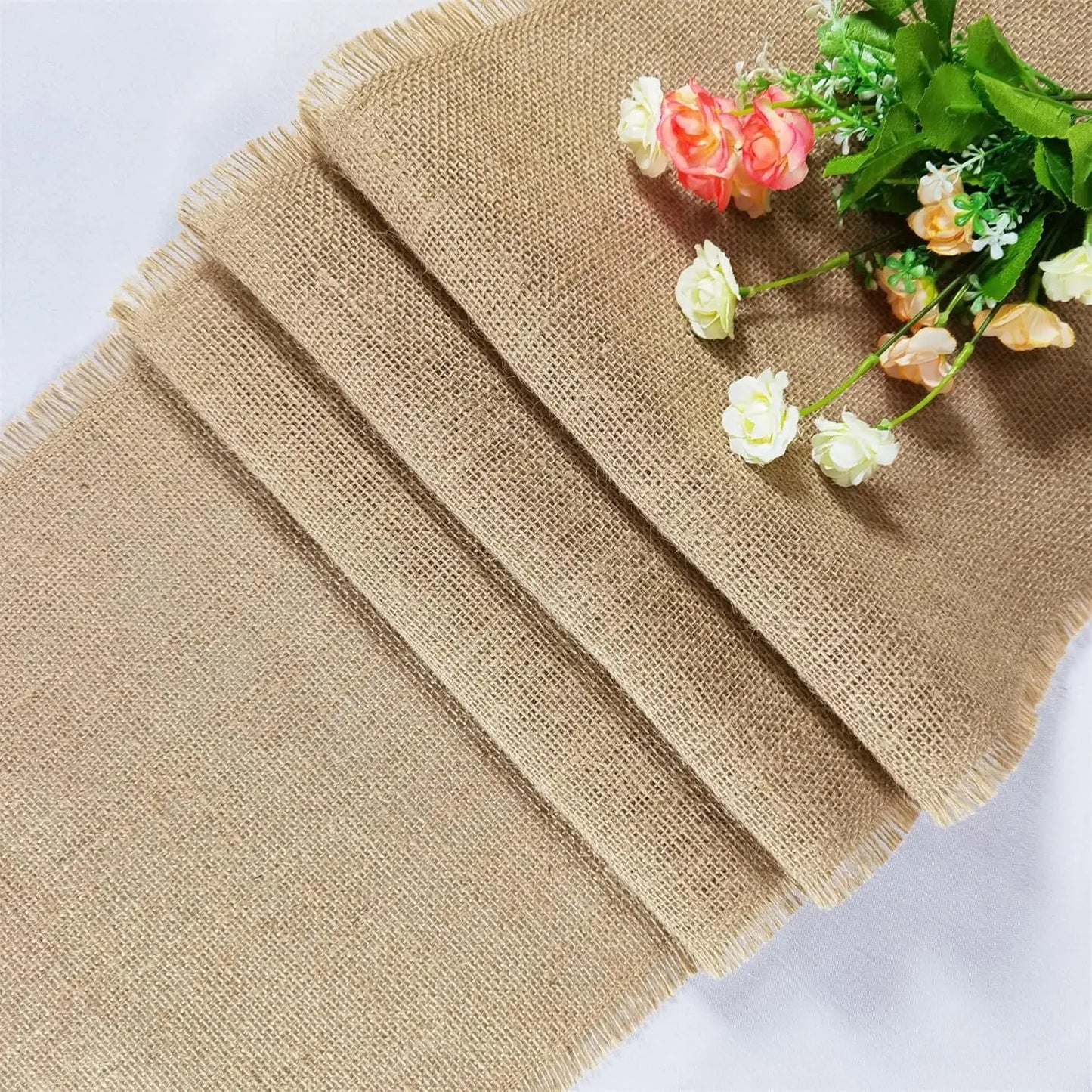 Chemin de table mariage jute gris naturel élégant sobre réception