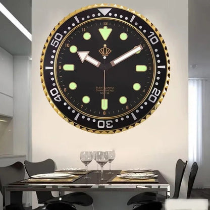Horloge murale en fer forgé avec cadran lumineux phosphorescent, 30cm, silencieuse, 6 coloris, design original en métal Mafrenesiedecoration