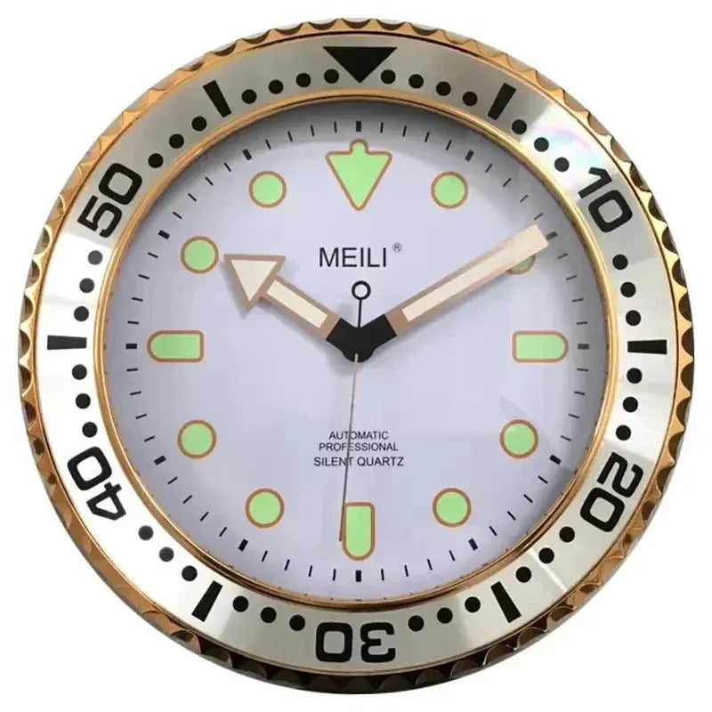 Horloge murale en métal original avec cadran lumineux phosphorescent, silencieuse, 30cm, disponible en 6 coloris, marque Mafrenesiedecoration.