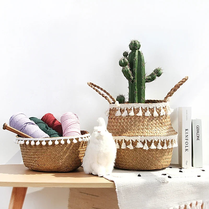 Panier en jonc de mer à franges avec cactus et panier à pelotes de laine