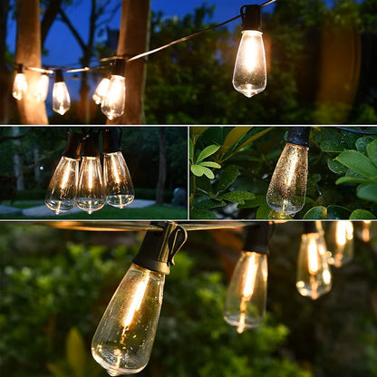 Quatre images mettent en valeur la Guirlande solaire de SolarZen. La première montre des lumières en forme d’ampoules qui brillent chaleureusement la nuit, tandis que les trois suivantes sont des gros plans de lumières similaires au milieu de la verdure, avec quelques gouttes d’eau qui rehaussent l’ambiance extérieure.