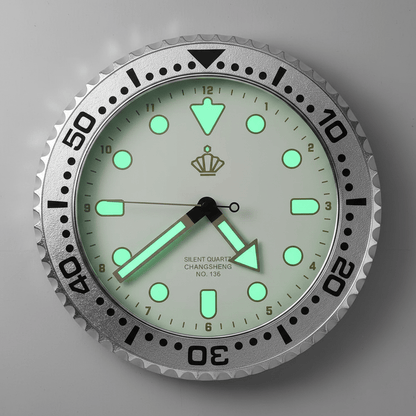 Horloge murale en métal forgé avec cadran lumineux phosphorescent, silencieuse, 30cm, disponible en 6 coloris, marque Mafrenesiedecoration