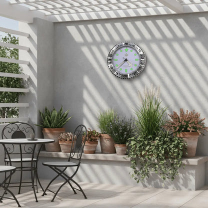 Horloge murale design métal argent extérieur terrasse jardin polyvalente élégante