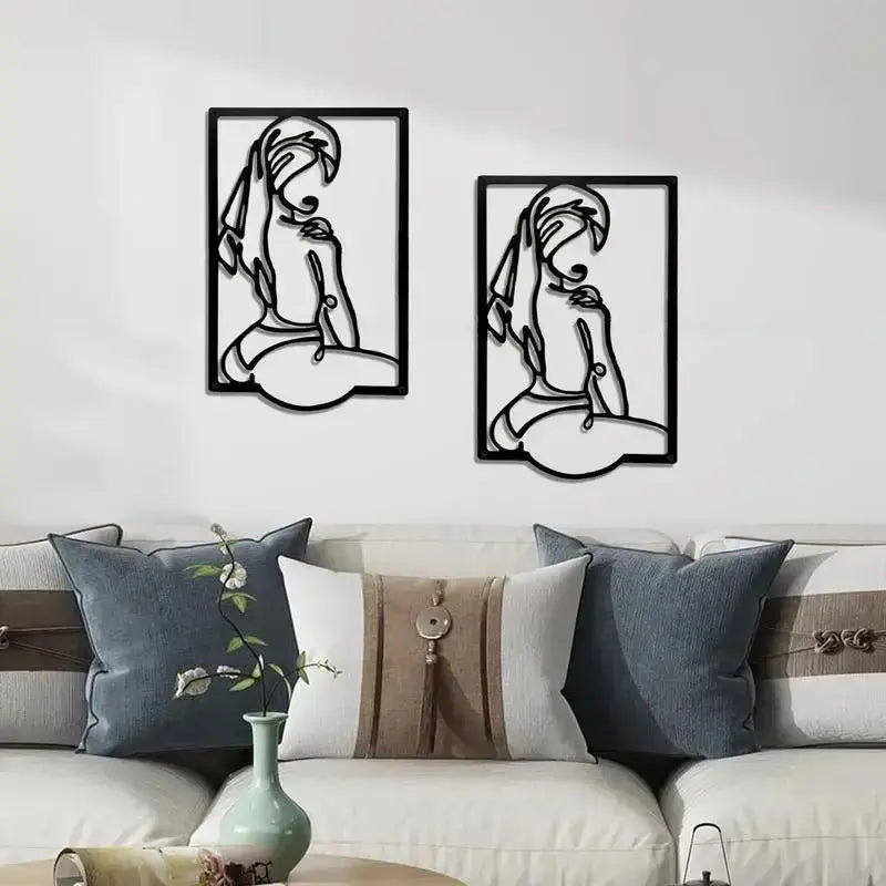 Deux decorations murales pour chambre artistiques de silhouettes féminines, parfaites pour une chambre.
