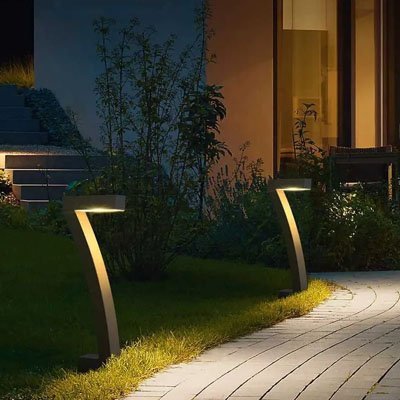 lampe-solaire-exterieur-design-7-LED-blanc-chaud-securite-allee-escalier-massif-jardin-IP65