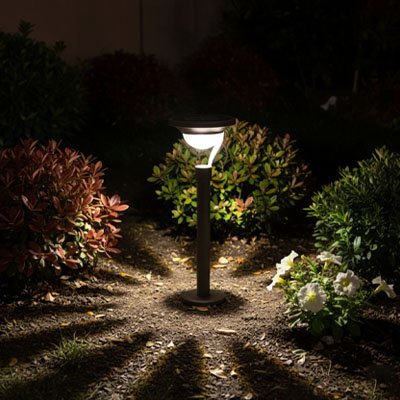 lampe-solaire-jardin-haut-de-gamme-lot-4-double-installation-piquet-sol-fixation-vis-surface-dure 
