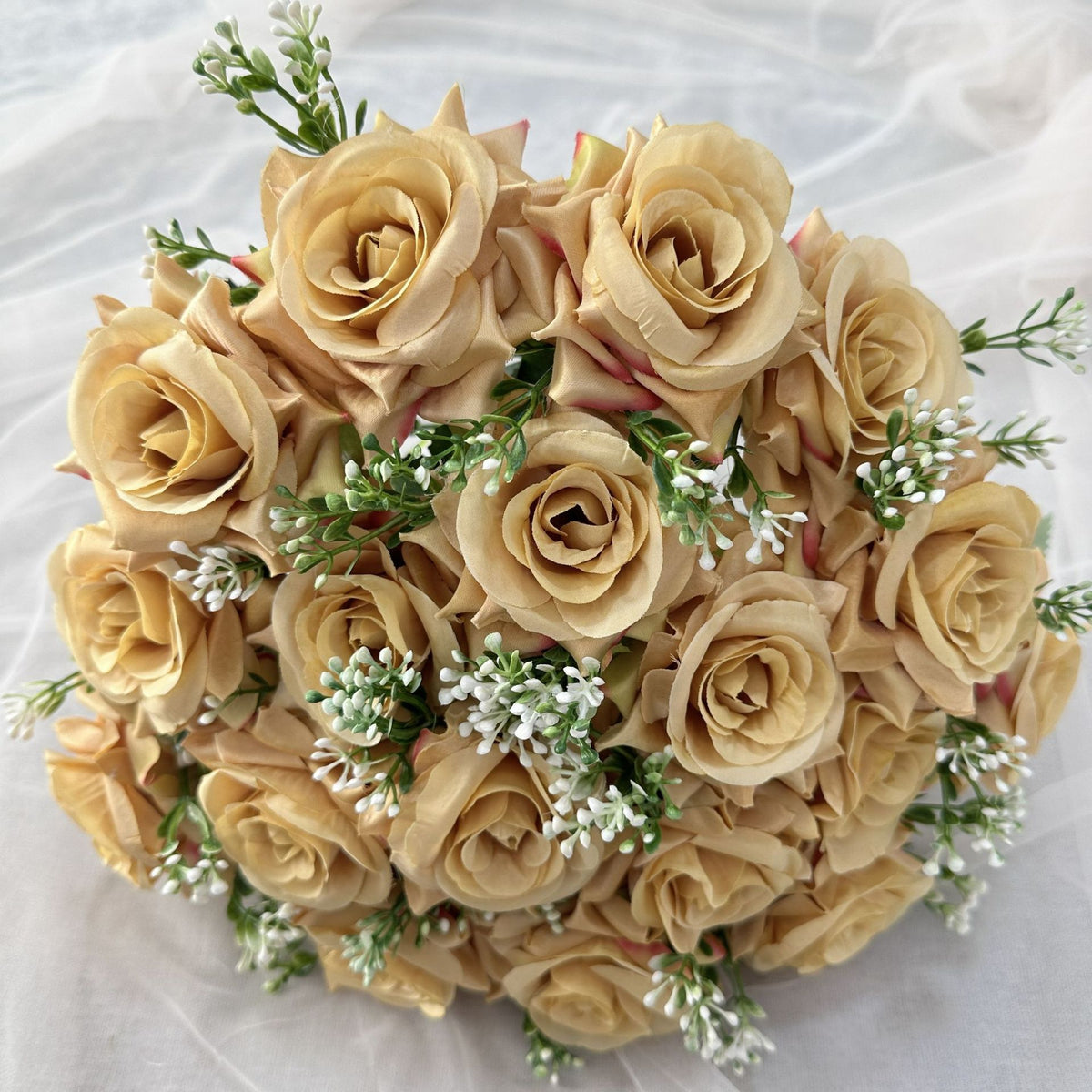 Bouquet de roses artificielles coloris café, 18 roses en soie