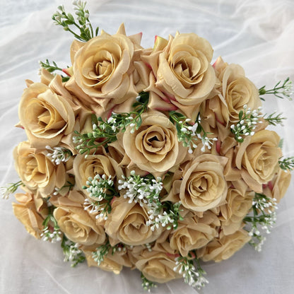 Bouquet de roses artificielles coloris café, 18 roses en soie