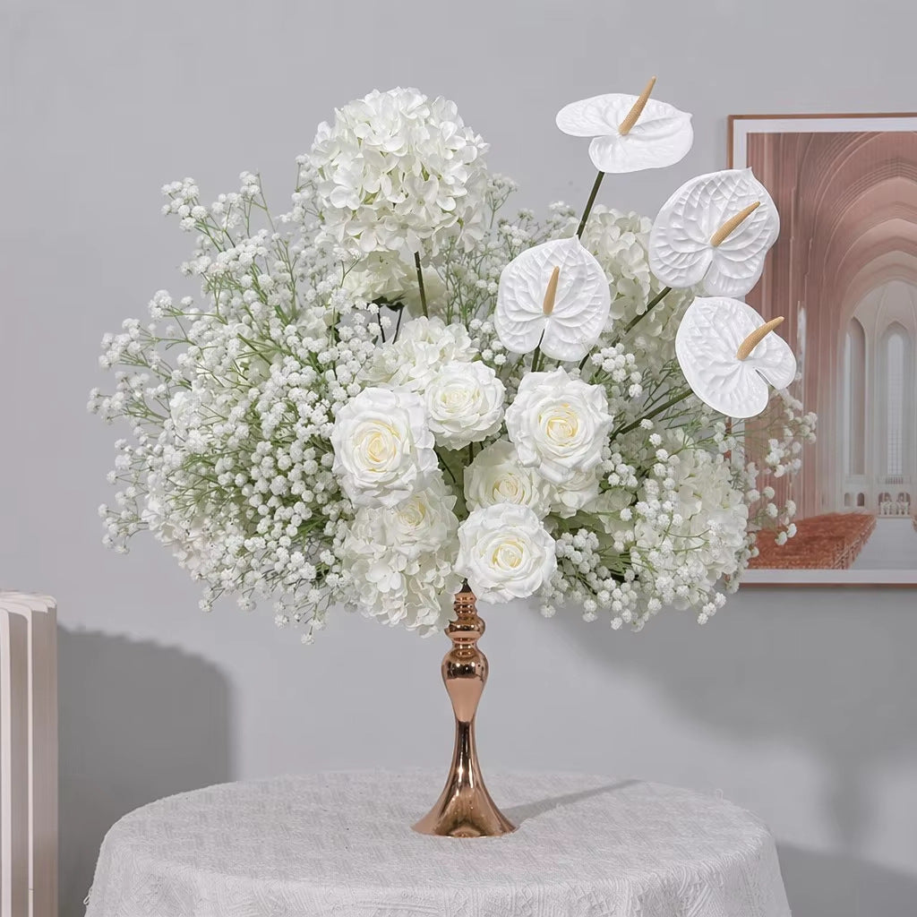 Centre de table fleurs artificielles roses et gypsophile blanc avec anthuriums
